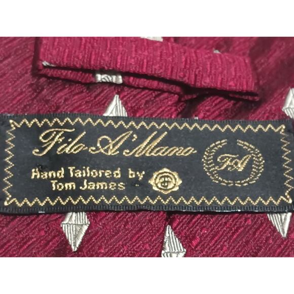 Filo A'Mano Hand Tailored By Tom James Maroon Silk Wide Tie Gold Diamonds - Picture 5 of 6